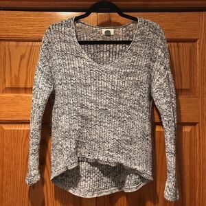 Old Navy sweater